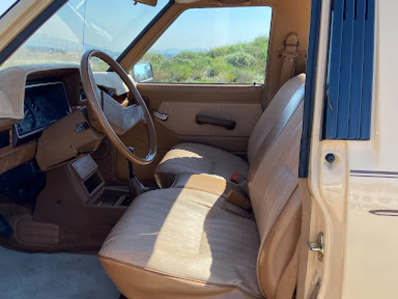 1984 Nissan 720 Pickup