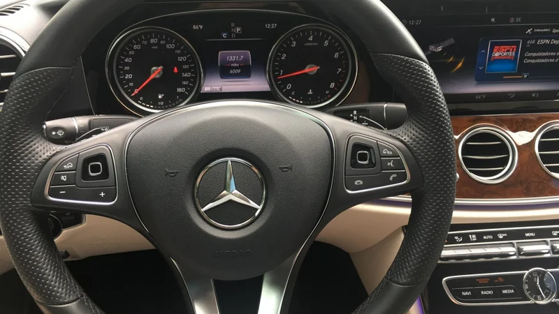 2018 Mercedes-Benz E300 3