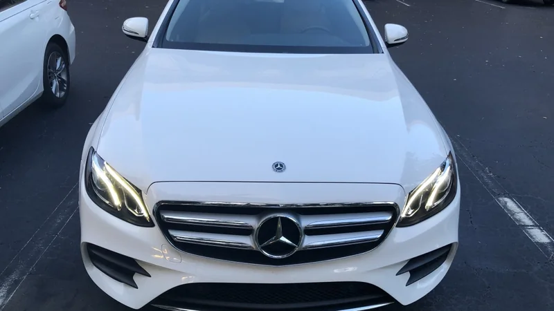 2018 Mercedes-Benz E300 2