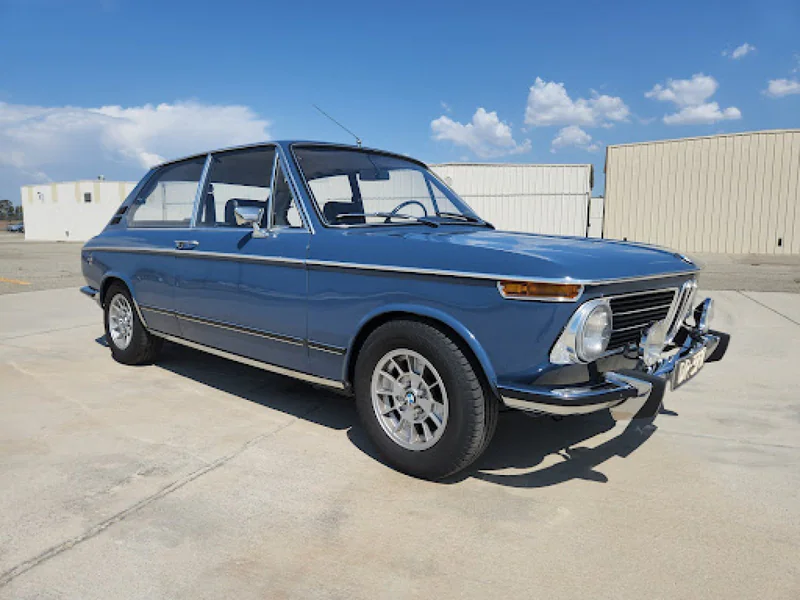 1972 BMW 2000 Touring 2