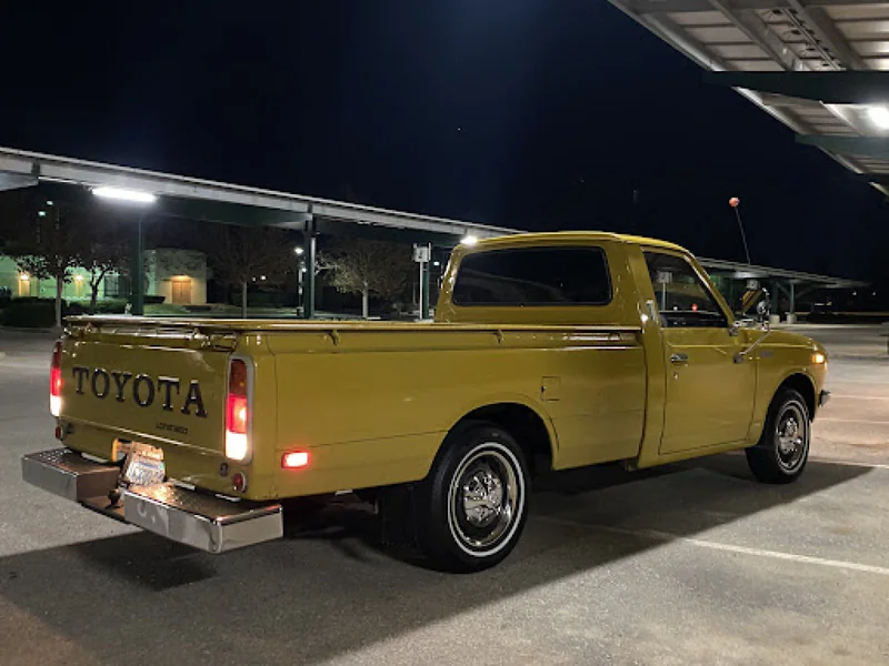 1976 Toyota Pickup 5
