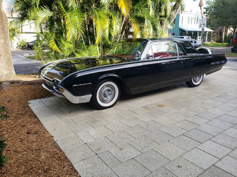1962 Ford Thunderbird 2