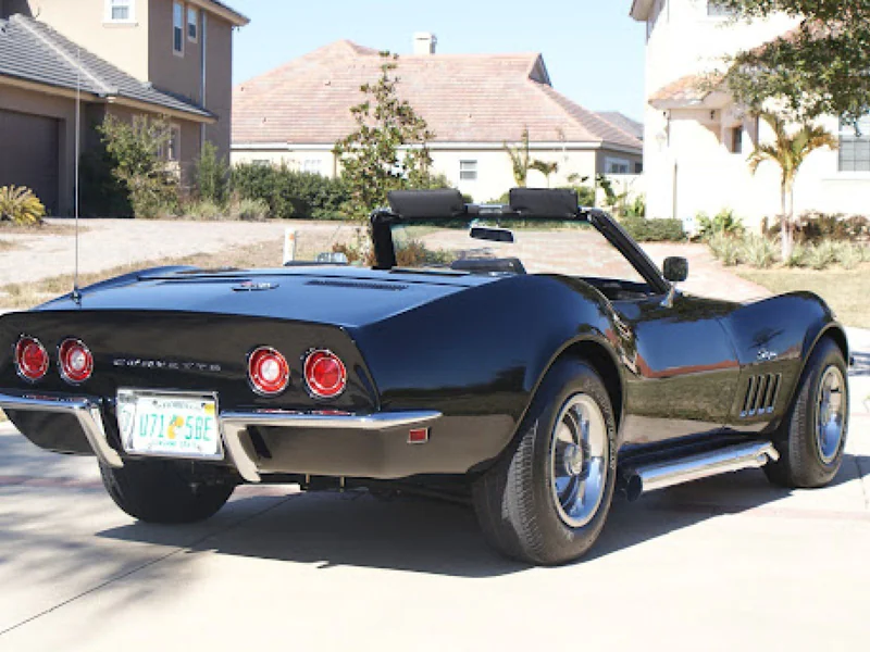1969 Chevrolet Corvette Convertible Stingray 4