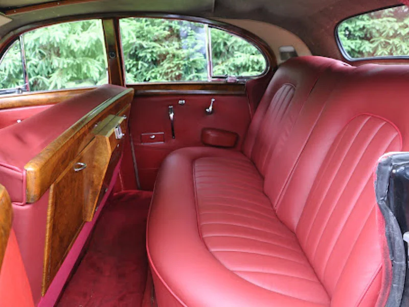 1961 Jaguar Mark Ix 4