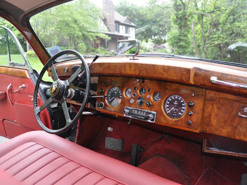 1961 Jaguar Mark Ix 5