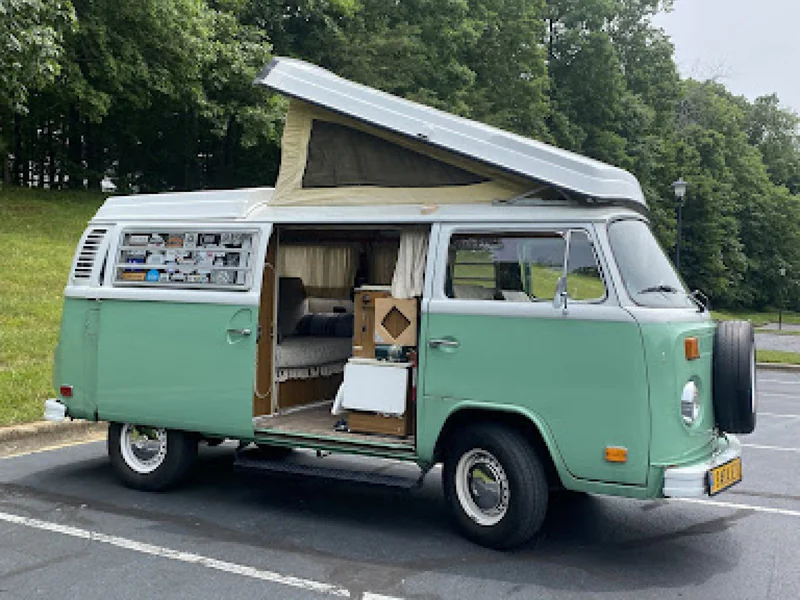 1973 Volkswagen Westfalia Bus 3