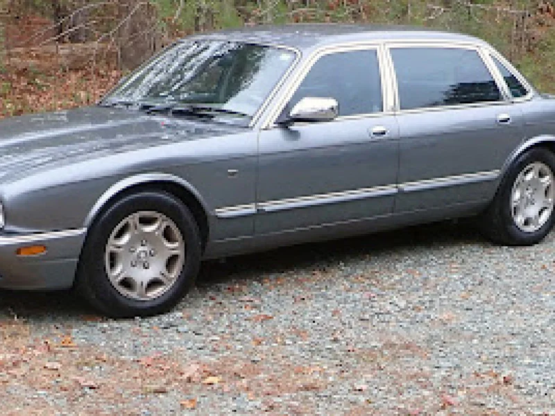 2002 Jaguar VanDen Plas