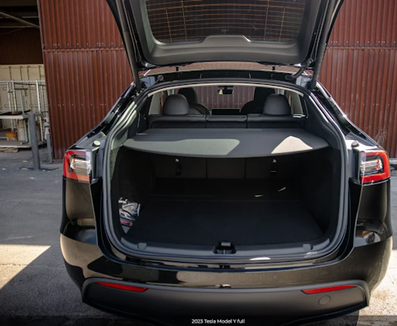 2023 Tesla Long Range Y 6