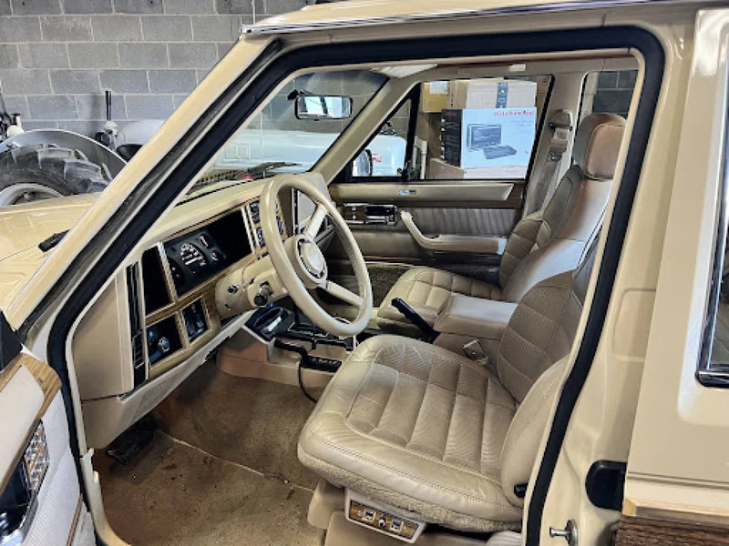 1989 Jeep Cherokee Wagoneer Limited 2