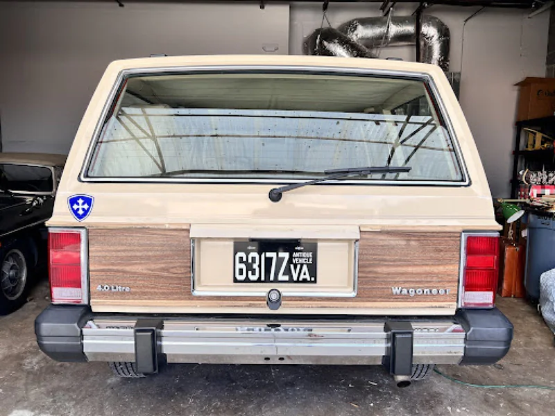 1989 Jeep Cherokee Wagoneer Limited 6