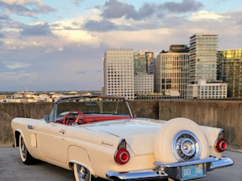 1956 Ford Thunderbird