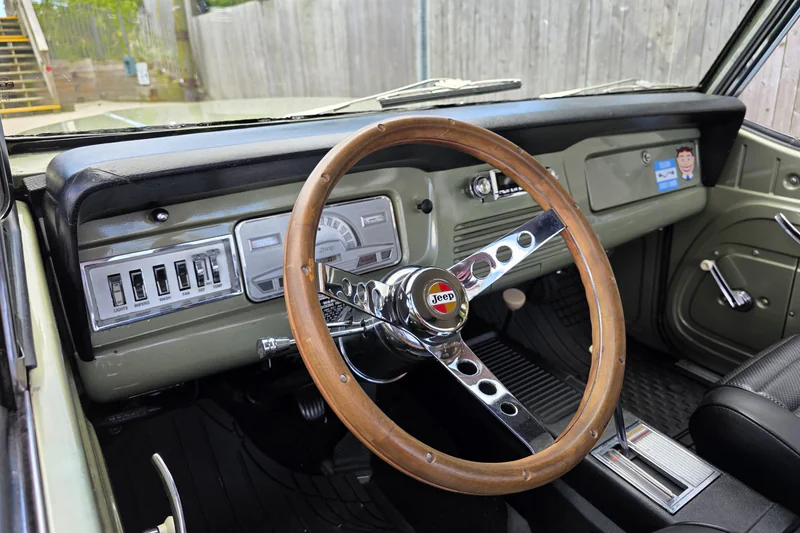 1971 Jeep Commando Wagon 5