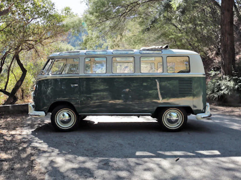 1966 Volkswagen 21 Window Bus