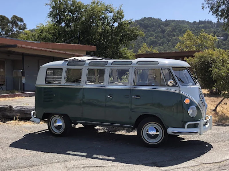 1966 Volkswagen 21 Window Bus