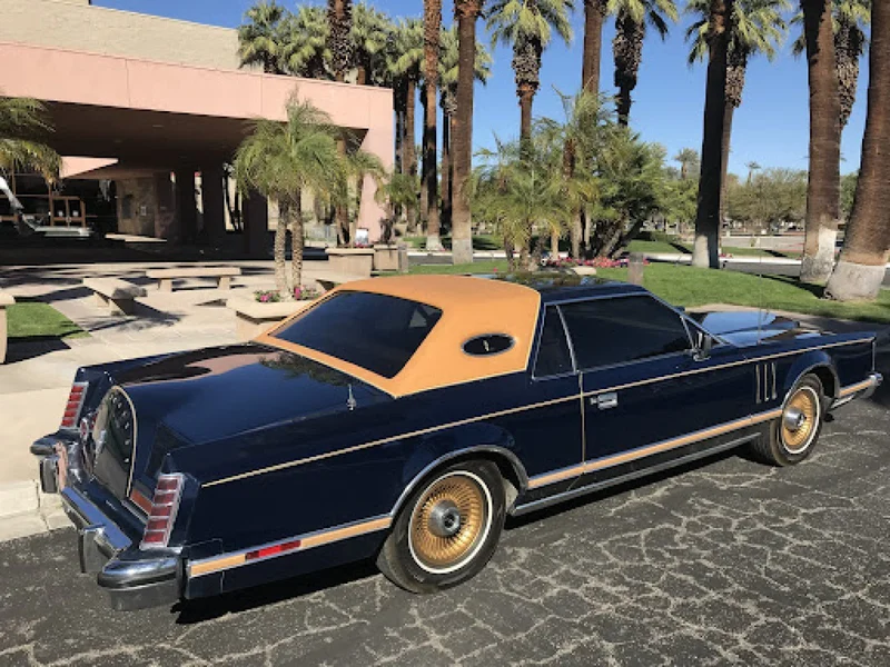 1977 Lincoln Mark V. Bill Blas edition 3