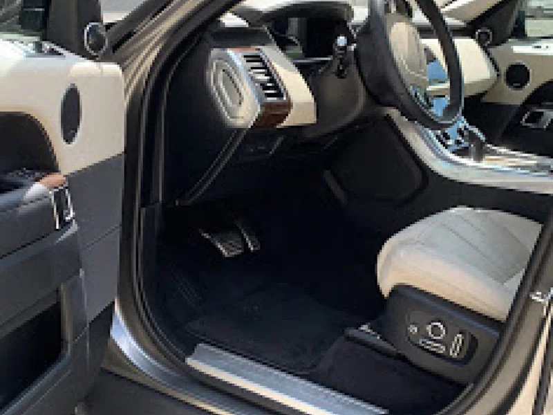 2019 Land Rover Range Rover 2