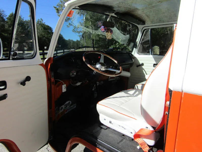 1973 Volkswagen Westfalia Camper 6