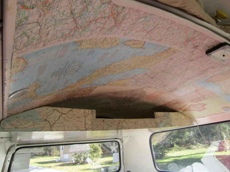 1973 Volkswagen Westfalia Camper 8