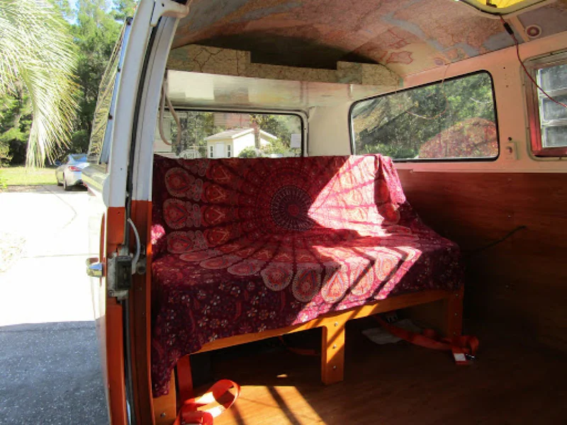 1973 Volkswagen Westfalia Camper 9