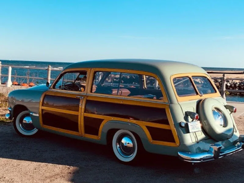 1950 Ford Woodie 6