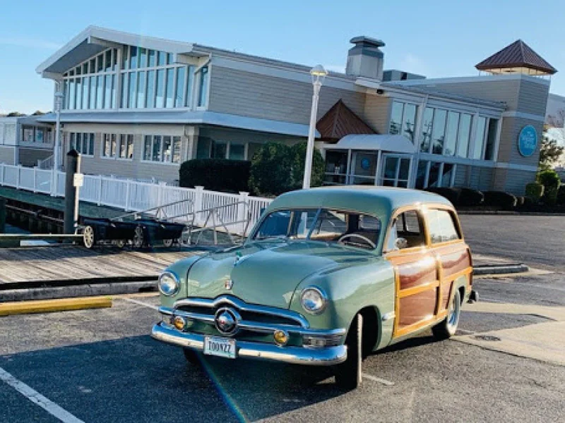 1950 Ford Woodie 12