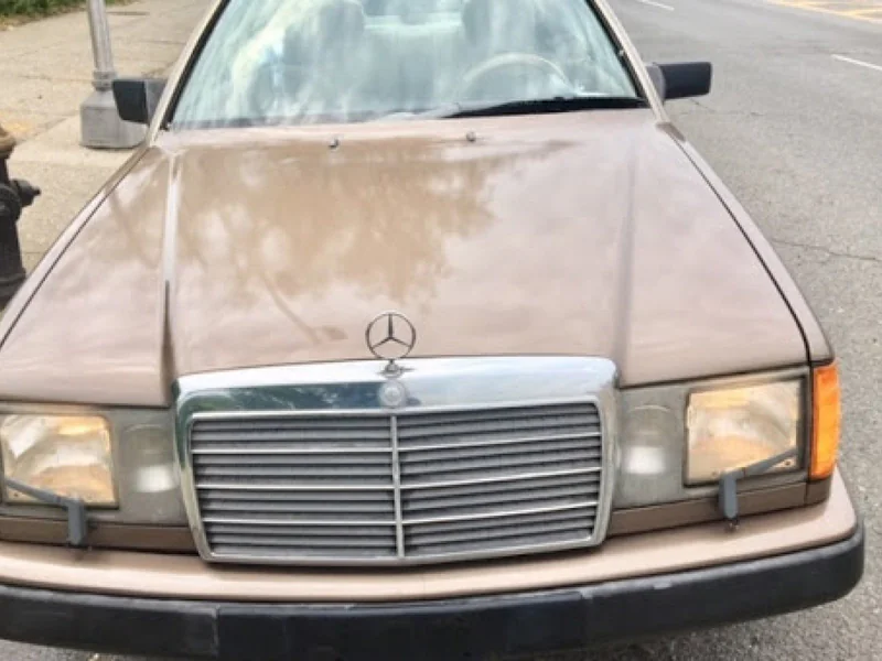 1989 Mercedes-Benz 300 CE 4