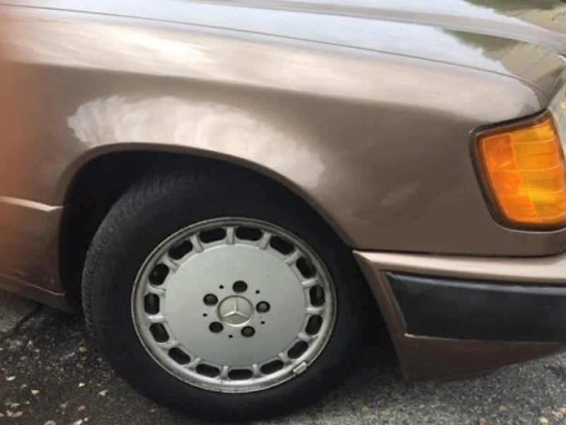 1989 Mercedes-Benz 300 CE 6