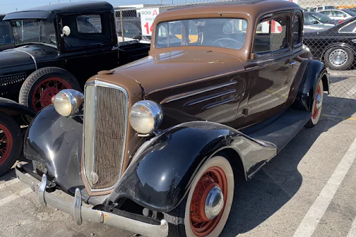 1934 Chevrolet Coupe 4