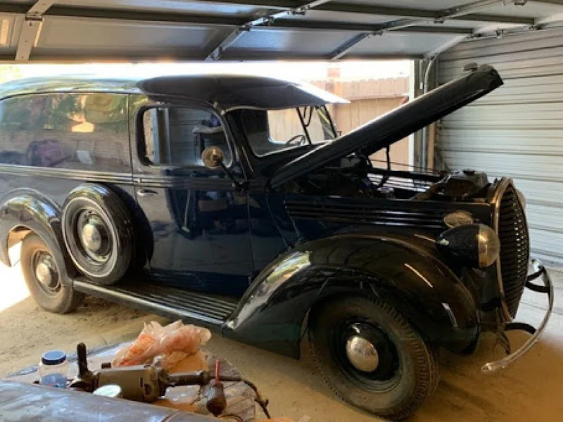 1939 Ford Panel Truck 7