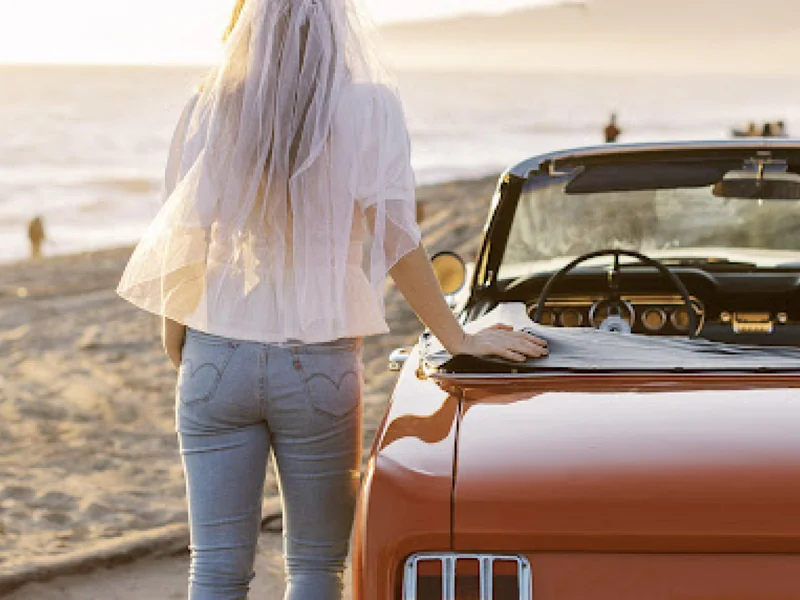 1965 Ford Mustang 2
