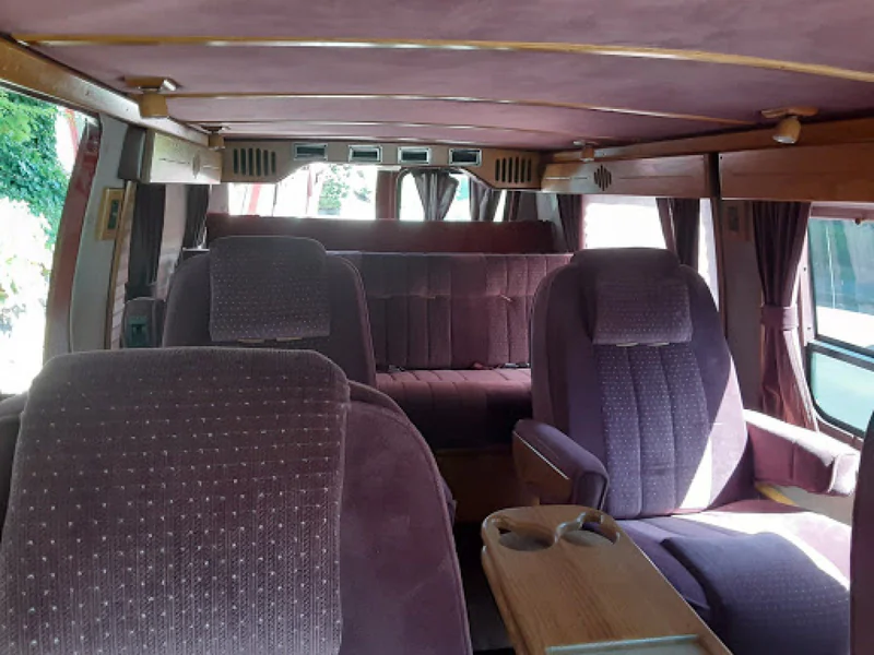1990 Ford E150 Econoline 2