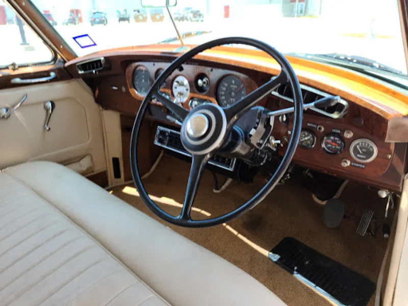 1961 Rolls-Royce Silver Cloud II 3