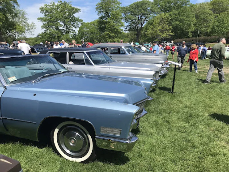 1967 Cadillac Coupe Deville Convertible