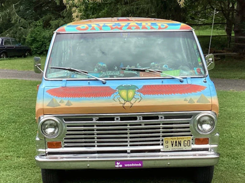 1969 Ford Club Wagon 7