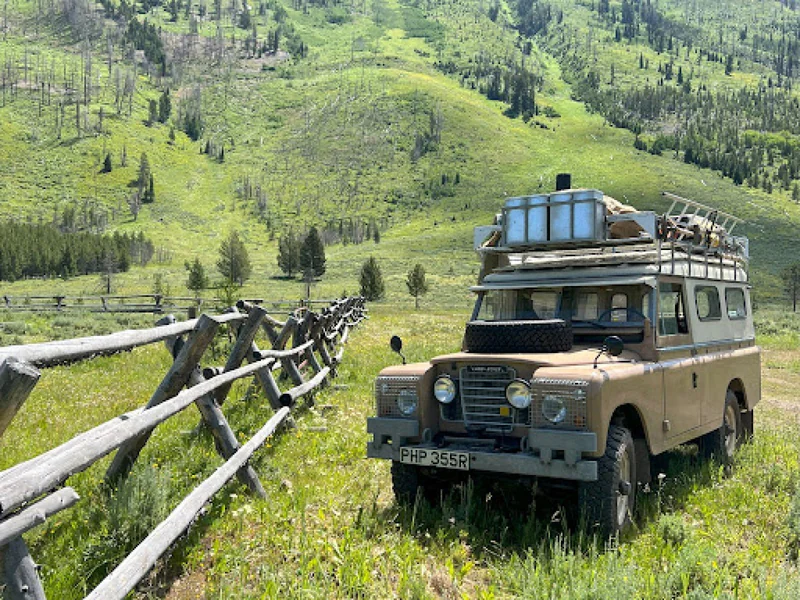 1976 Land Rover Series III 10