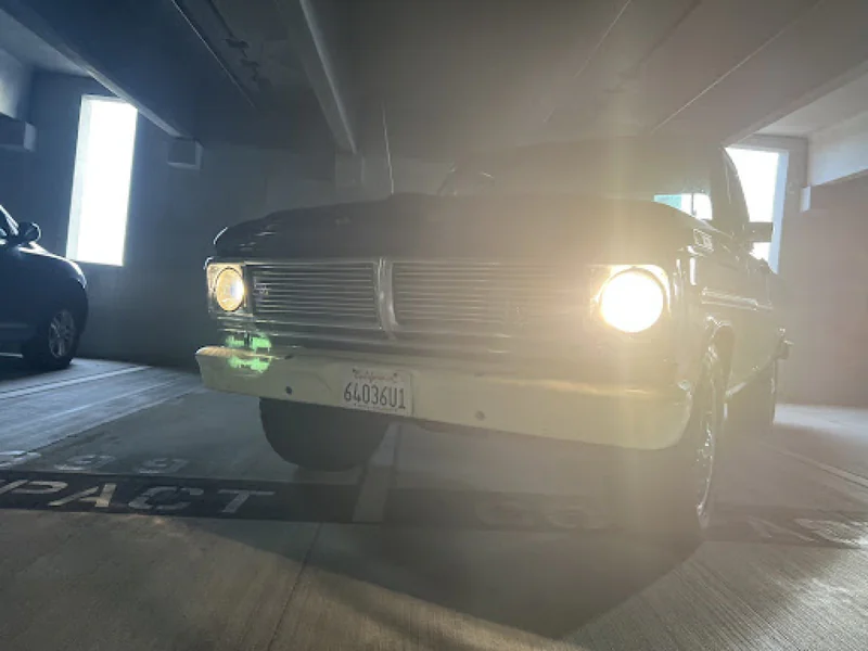 1970 Ford F-250 Camper Special 7