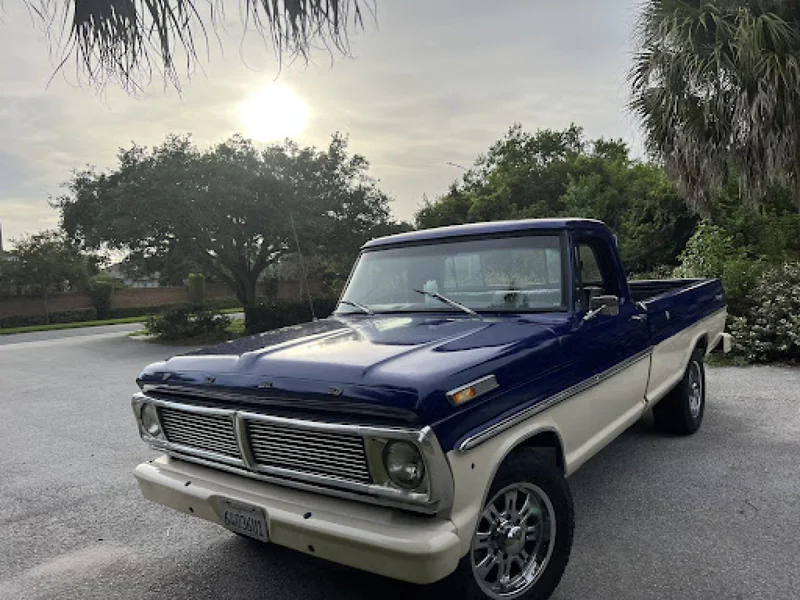 1970 Ford F-250 Camper Special 9