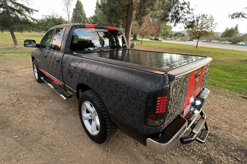 2006 Dodge Ram 1500 SLT 9