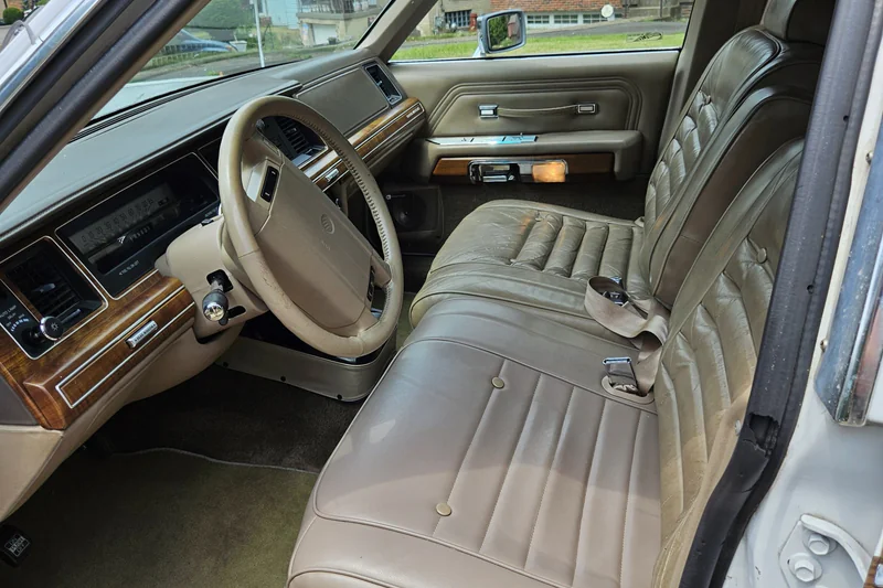 1990 Mercury Colony Park LS 9