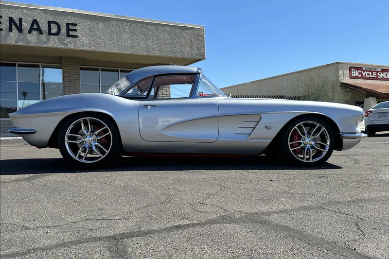 1962 Chevrolet Roadster Roadster 10