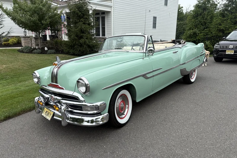 1953 Pontiac Chieftain Deluxe 14