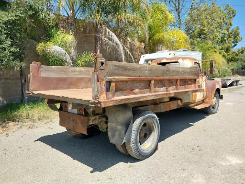 1951 Chevrolet 2-ton Dump Truck 2