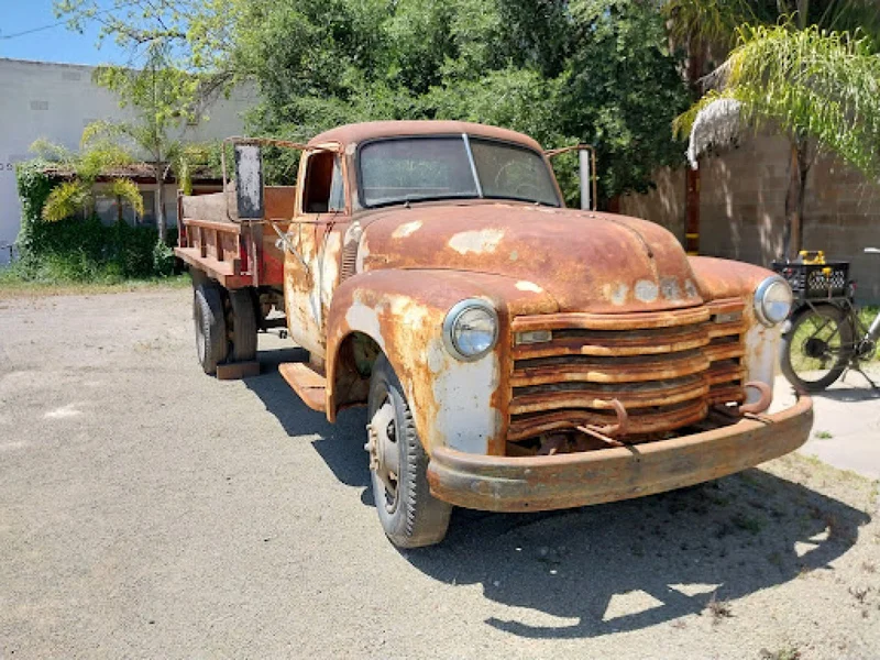 1951 Chevrolet 2-ton Dump Truck 6