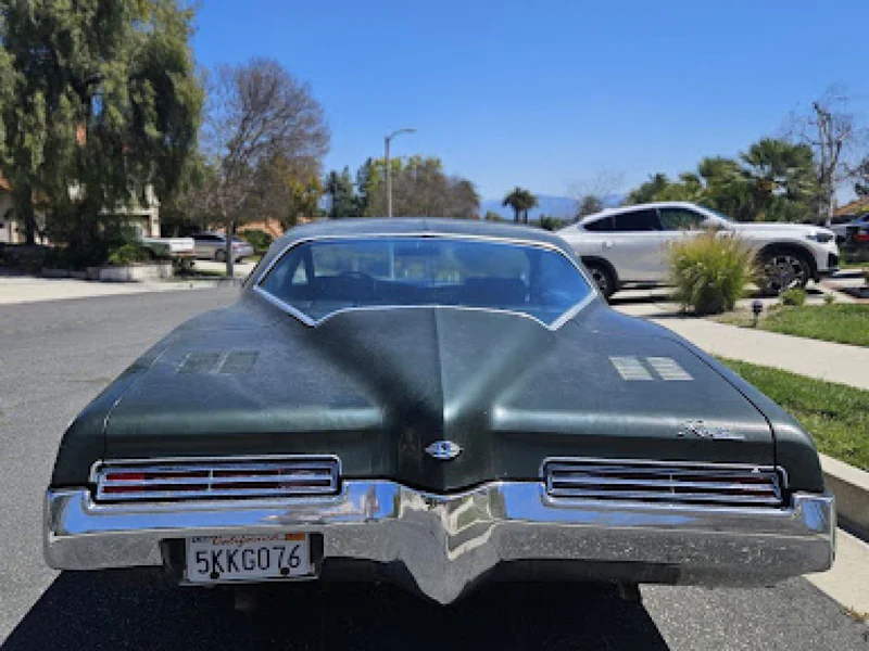 1972 Buick Rivera 3