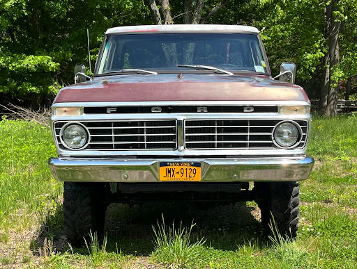 1975 Ford F250 Pickup 2