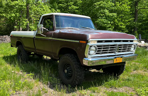 1975 Ford F250 Pickup 3