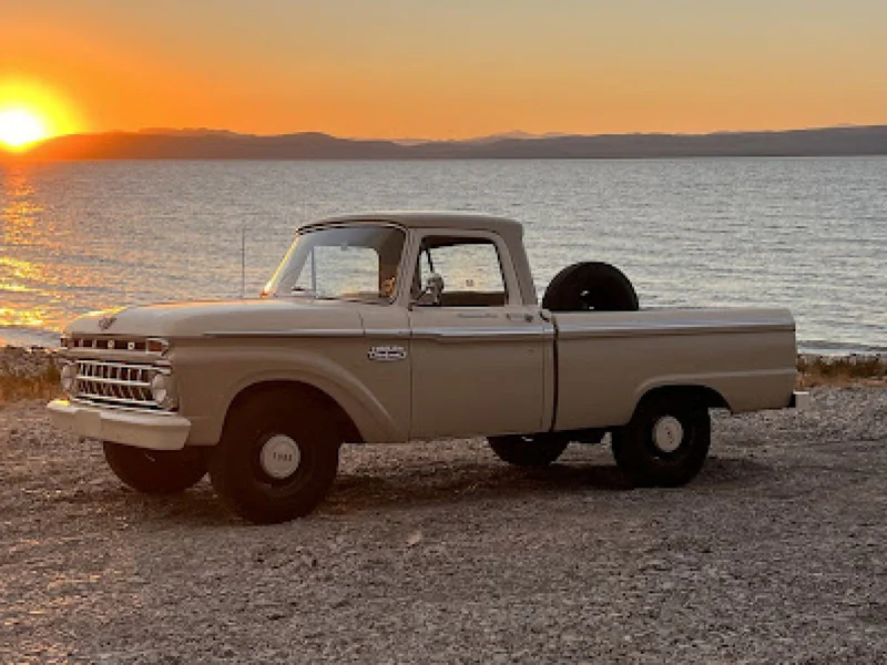 1965 Ford F100 Pickup 2