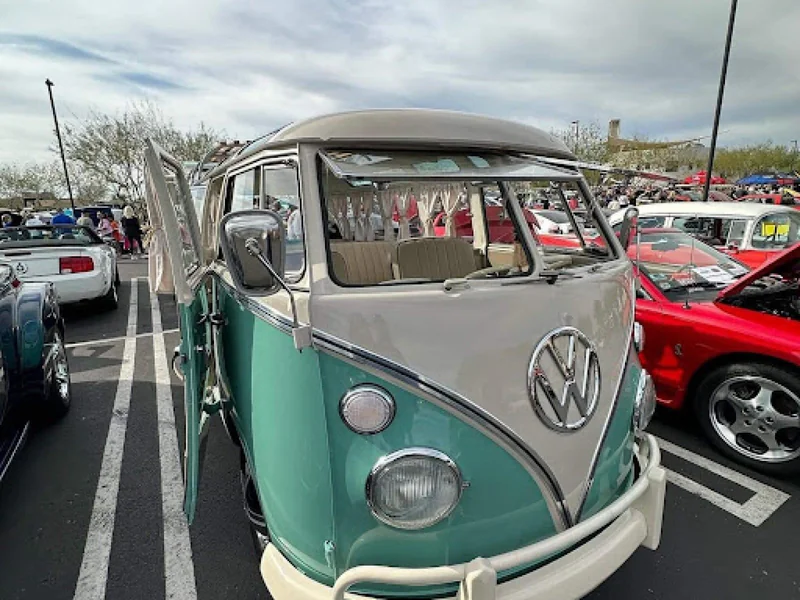 1966 Volkswagen 21 Window Bus