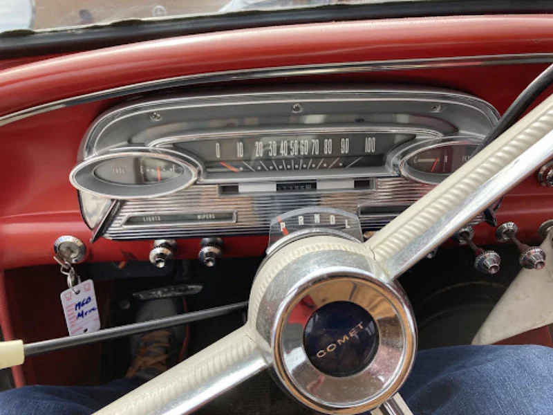 1960 Mercury Comet 10