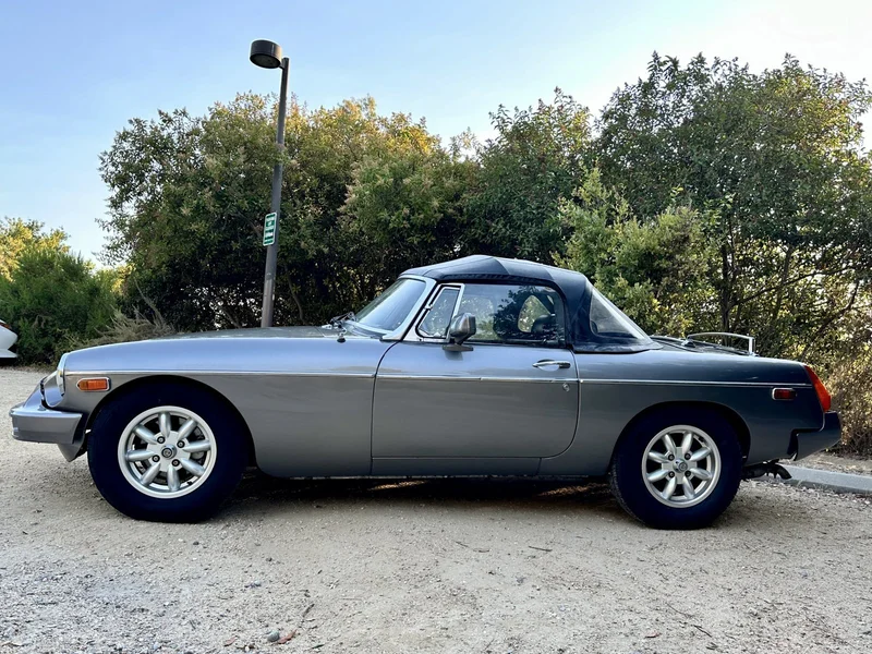 1972 MG B NA 6